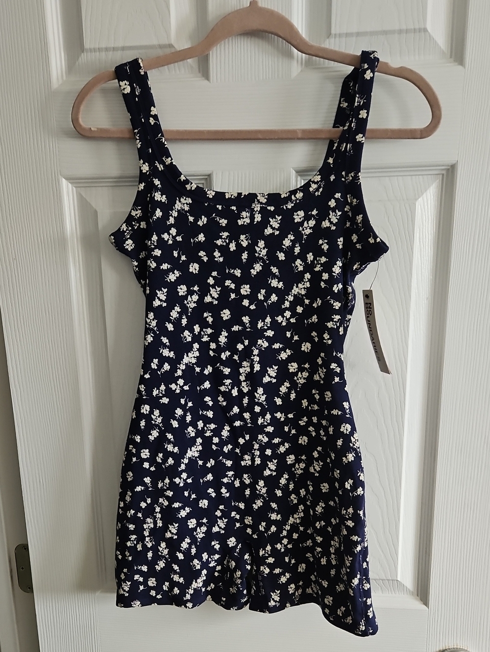 No Boundaries Navy Floral Body Suit Size M 8/10